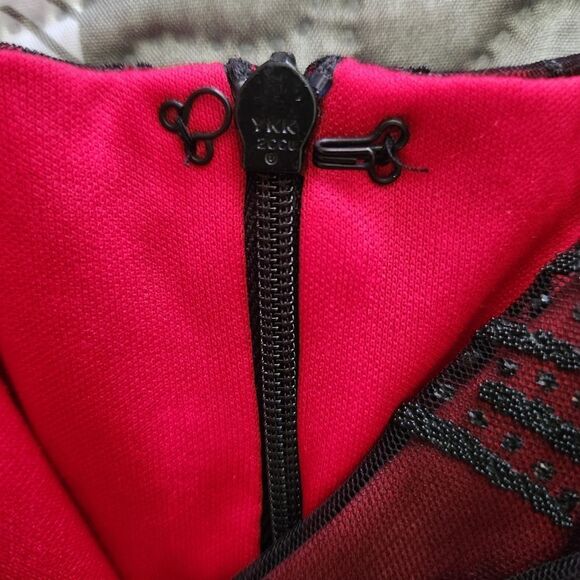 Onyx Nite Womens VINTAGE Party V-Neck Sleeveless Dress Size 12 NWT - Picture 11 of 11